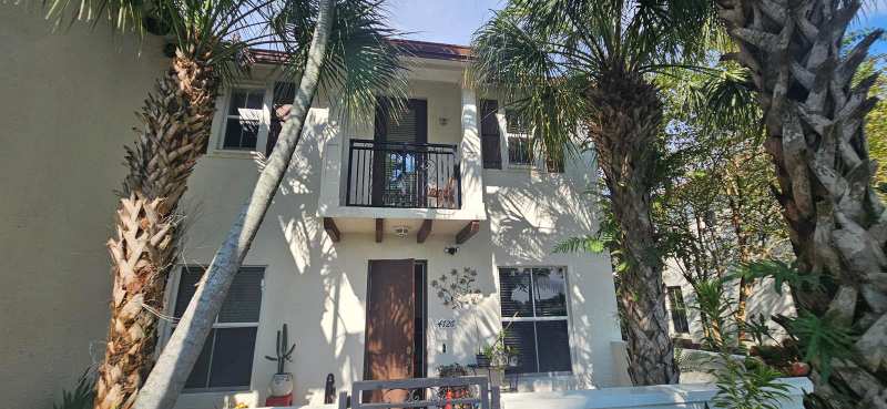 4726 MONARCH Way, Coconut Creek FL 33073