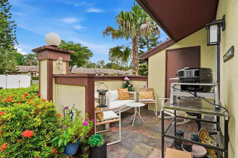 497 Iron Forge Court, Royal Palm Beach FL 33411