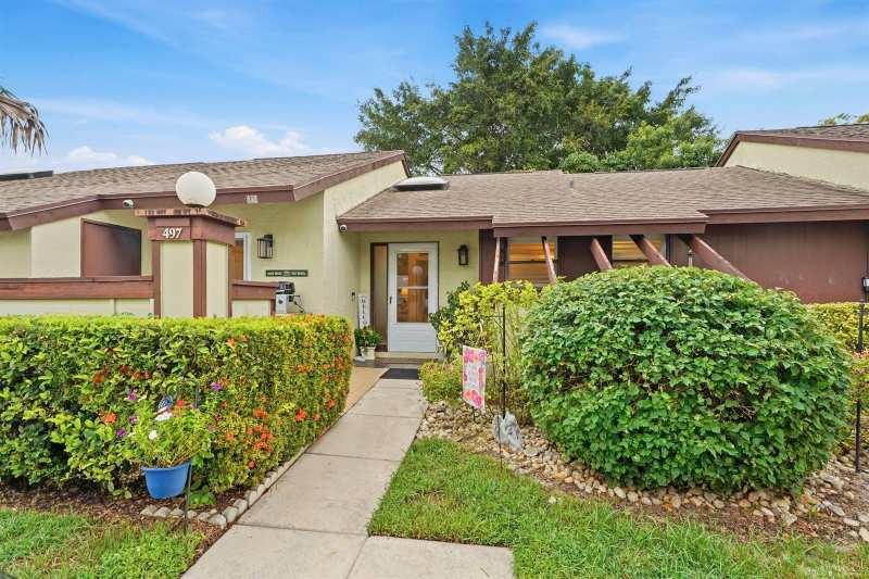 497 Iron Forge Court, Royal Palm Beach FL 33411
