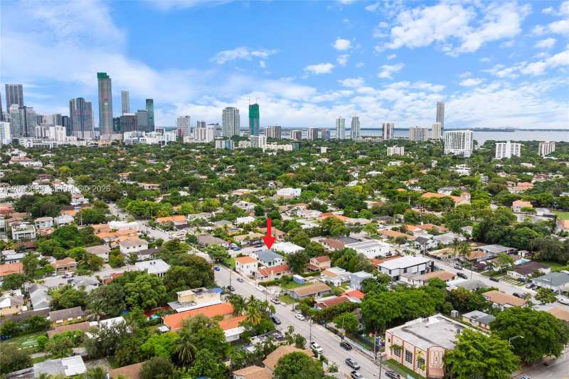 1112 SW 11th Ave, Miami FL 33129