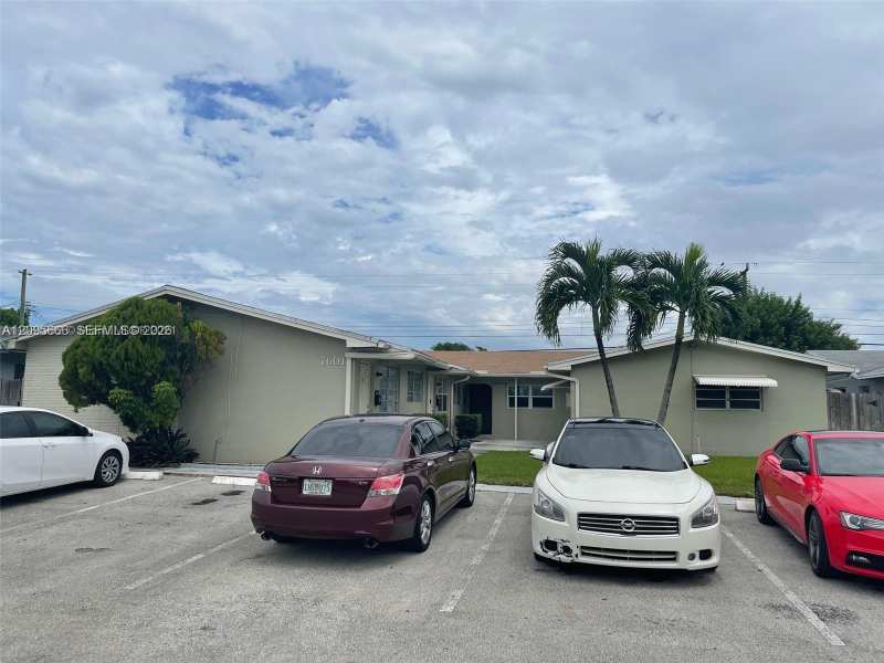 7601 Venetian St # 4, Miramar FL 33023
