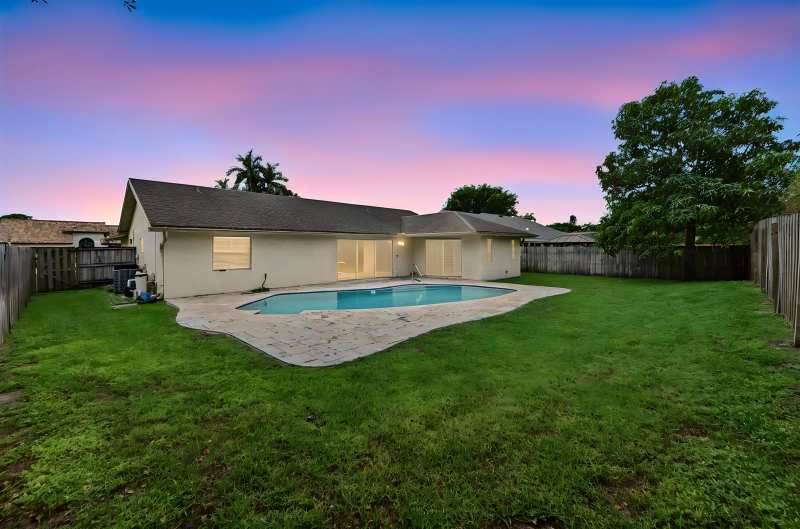 9585 Lancaster Place, Boca Raton FL 33434