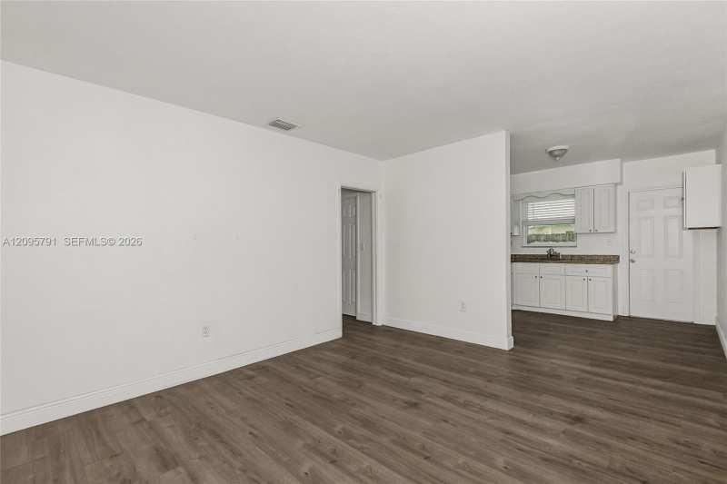 4070 NW 65th Ave # 4076, Virginia Gardens FL 33166