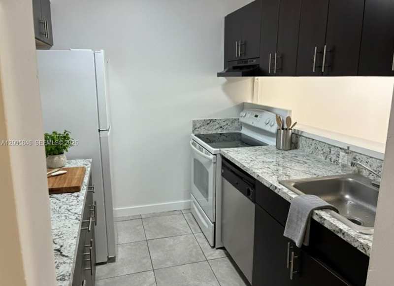 10801 SW 109th Ct # D203, Miami FL 33176