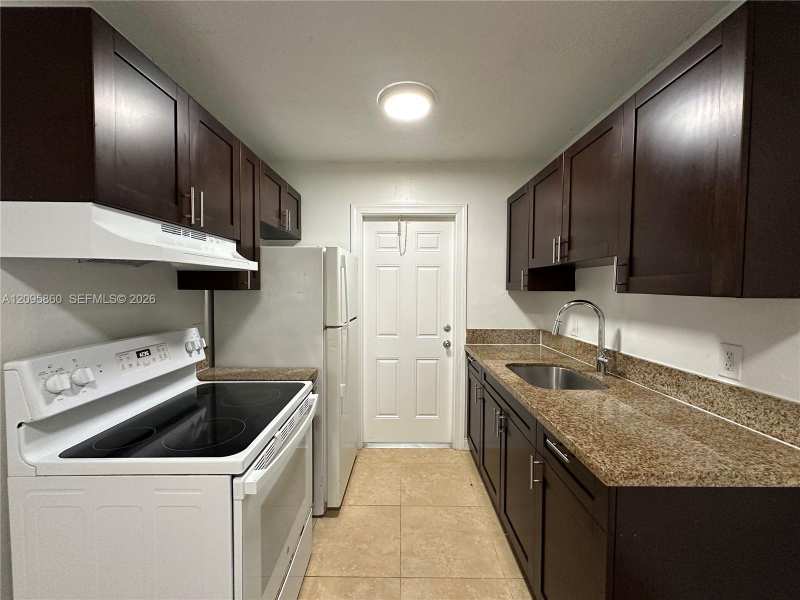 2900 NE 17th Ave # 118, Pompano Beach FL 33064