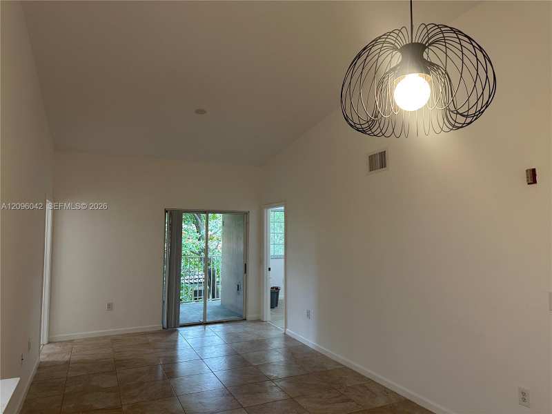 3241 Sabal Palm Mnr # 302, Davie FL 33024