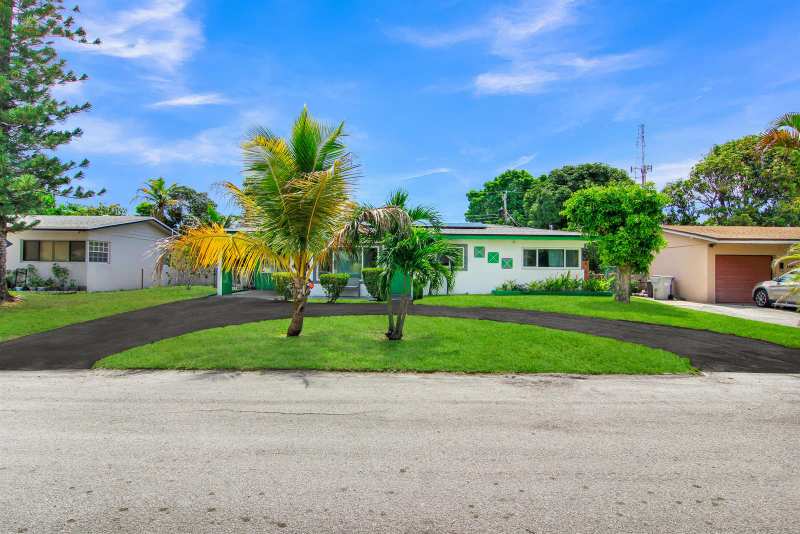 1650 NW 1ST Way, Pompano Beach FL 33060