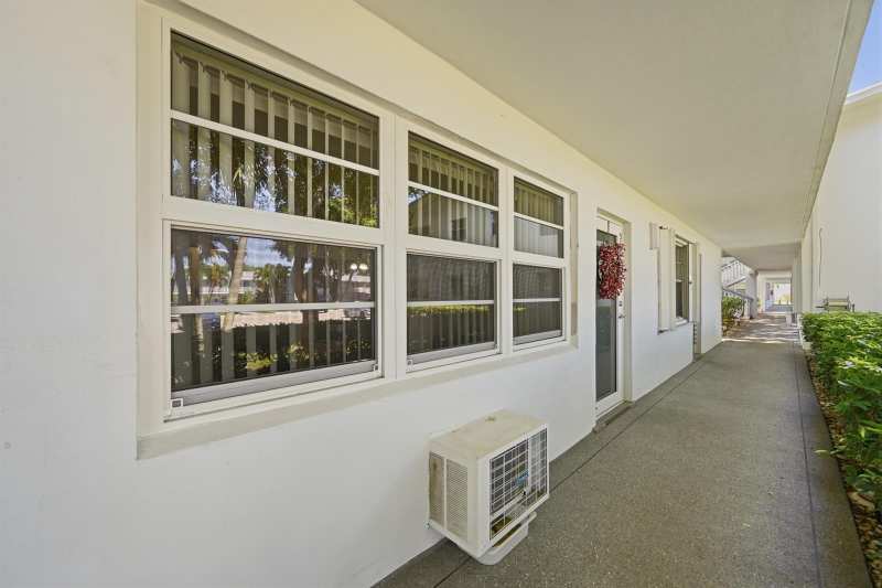 551 DURHAM Circle # T, Deerfield Beach FL 33442