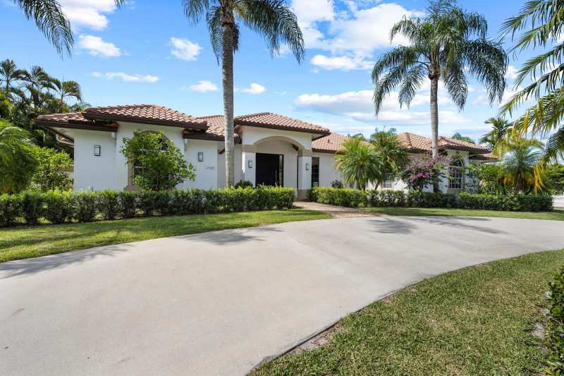 14883 Equestrian Way, Wellington FL 33414