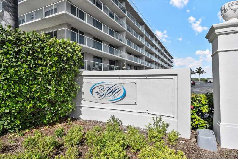 2560 S Ocean Boulevard, Palm Beach FL 33480