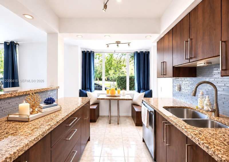 250 180th Dr. # 155, Sunny Isles Beach FL 33160