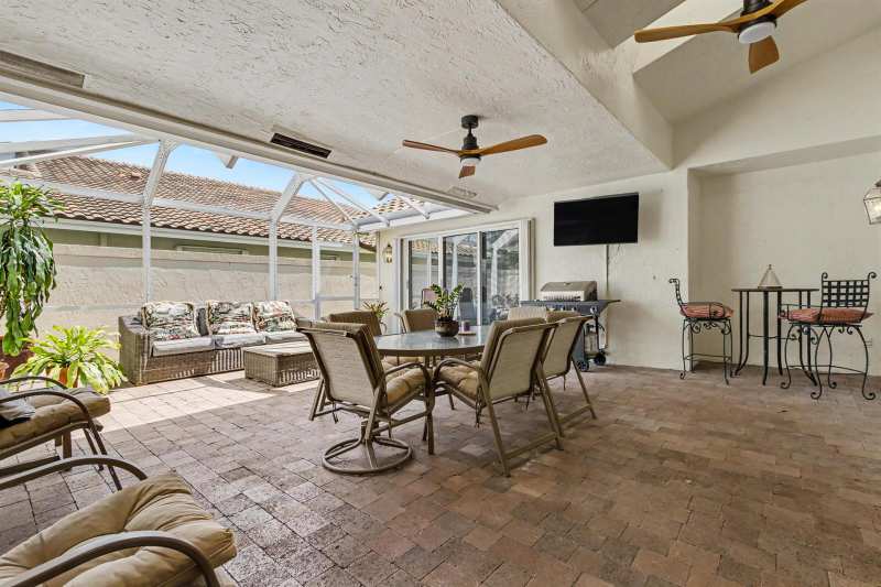 7021 FALLS Road E, Boynton Beach FL 33437