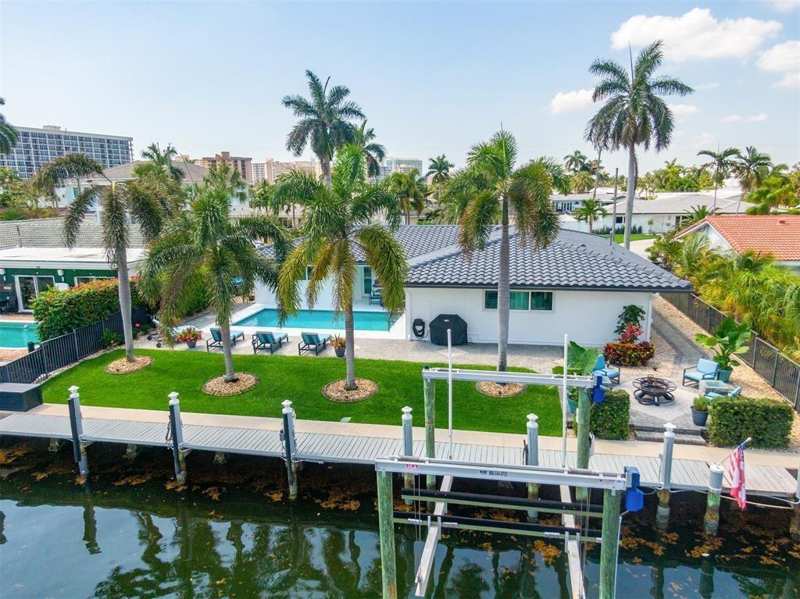 2791 NE 9TH Court, Pompano Beach FL 33062