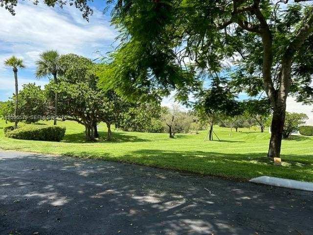 9005 SW 62nd Ter # H, Miami FL 33173
