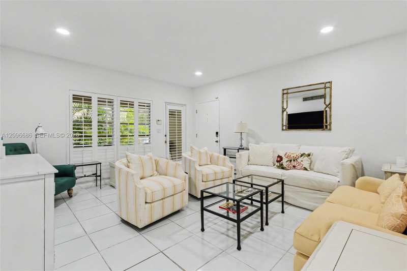 90 Park Dr # 2, Bal Harbour FL 33154