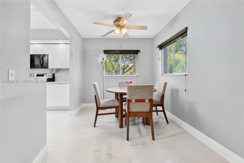 1651 SW 127th Ave # 212A, Pembroke Pines FL 33027