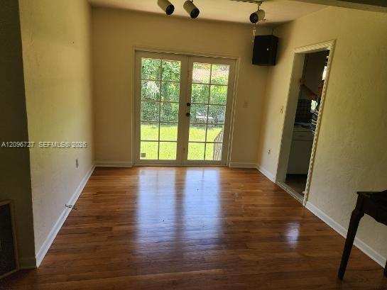 448 Cadagua Ave, Coral Gables FL 33146