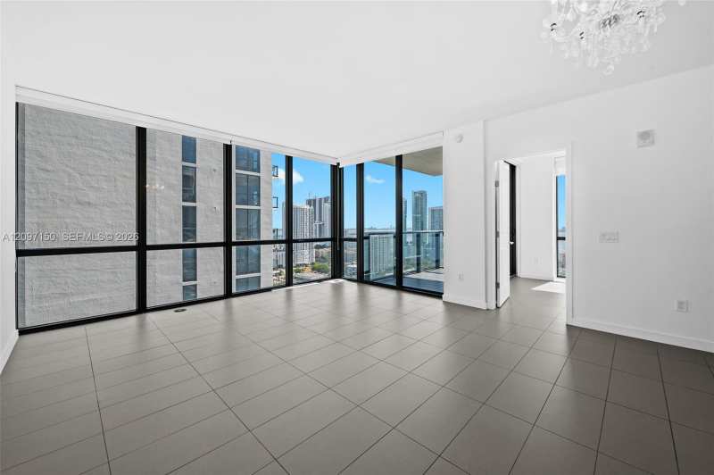 1600 NE 1st Ave # 2420, Miami FL 33132