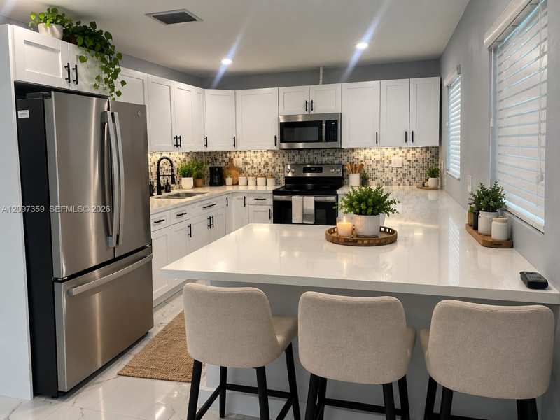 3350 NW 101st St, Miami FL 33147