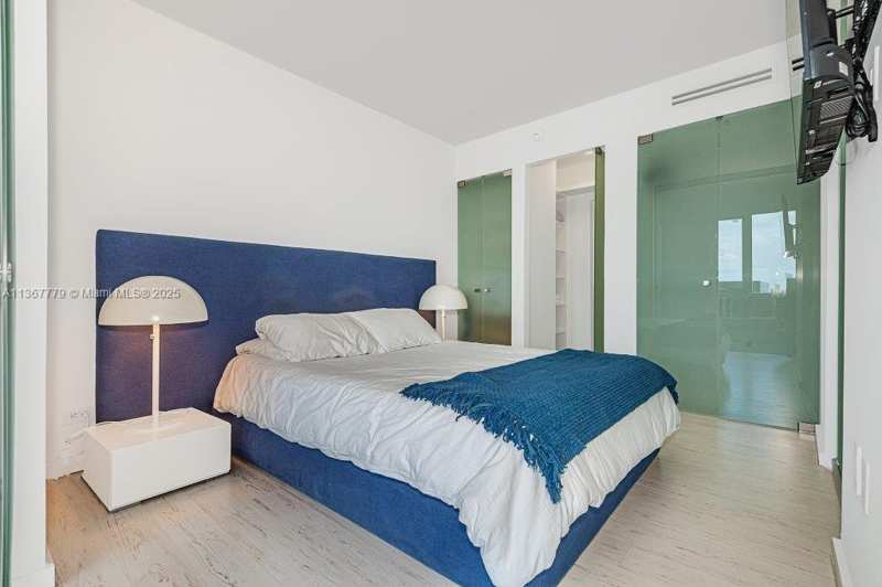 2301 Collins Ave # 1032, Miami Beach FL 33139