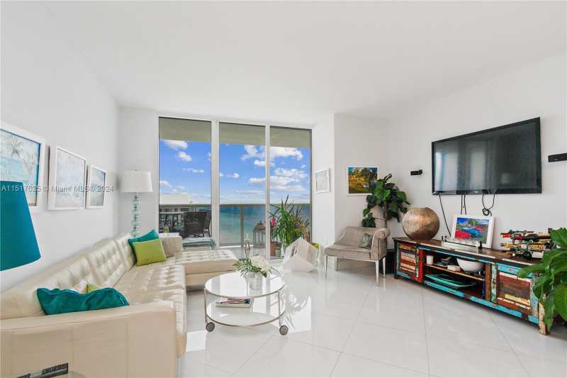 1830 S OCEAN DR, Hallandale Beach FL 33009