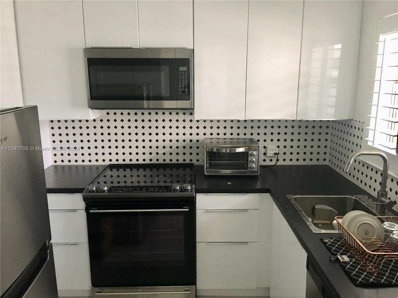 1610 Lenox Ave # 416, Miami Beach FL 33139