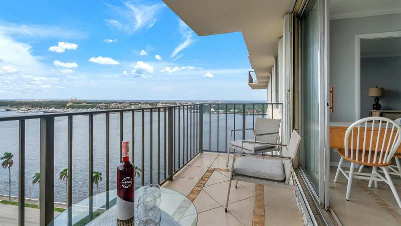 1801 S Flagler Drive # 1804, West Palm Beach FL 33401