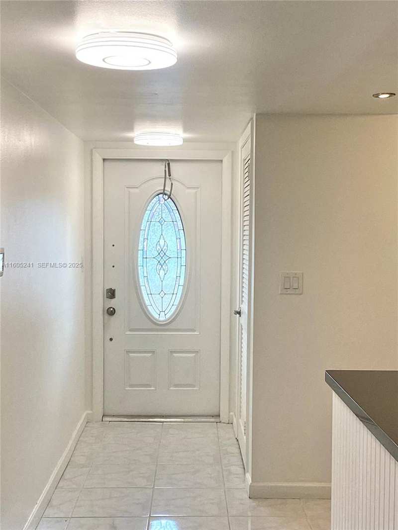 681 S Hollybrook Dr # 307, Pembroke Pines FL 33025