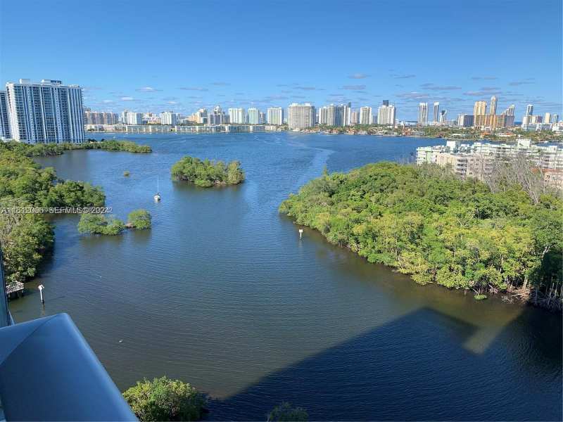 16385 Biscayne Blvd # 1418, North Miami Beach FL 33160