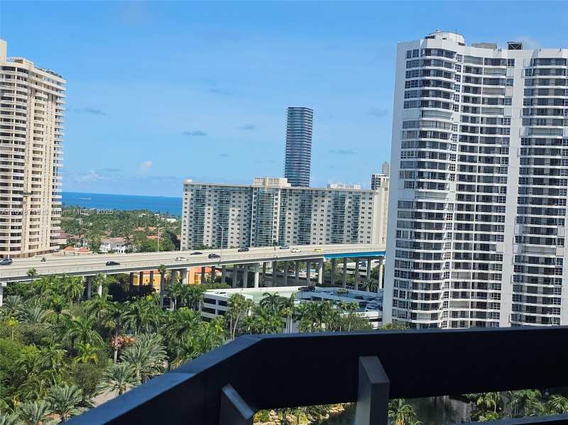 3600 Mystic Pointe Dr # 1607, Aventura FL 33180
