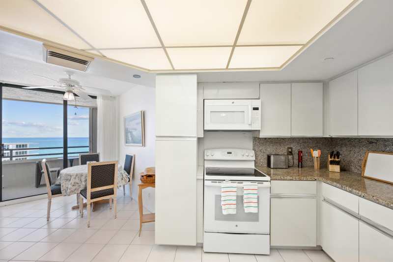 3560 S Ocean Boulevard # 6, South Palm Beach FL 33480