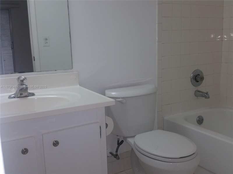 13350 SW 1st St # 109P, Pembroke Pines FL 33027