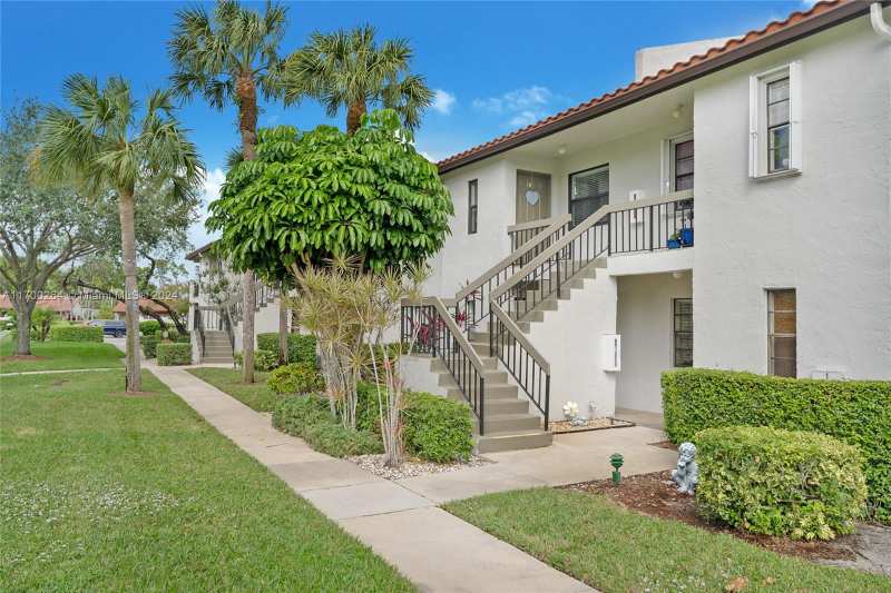 21364 Cypress Hammock Dr # 1H, Boca Raton FL 33428