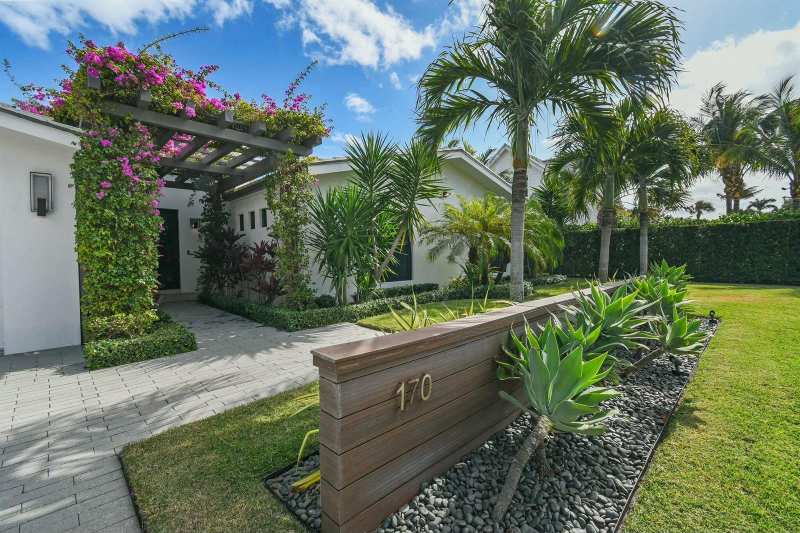 170 Beacon Lane, Jupiter Inlet Colony FL 33469