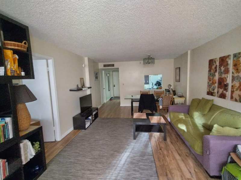 103 Royal Park Drive # 3b, Oakland Park FL 33309