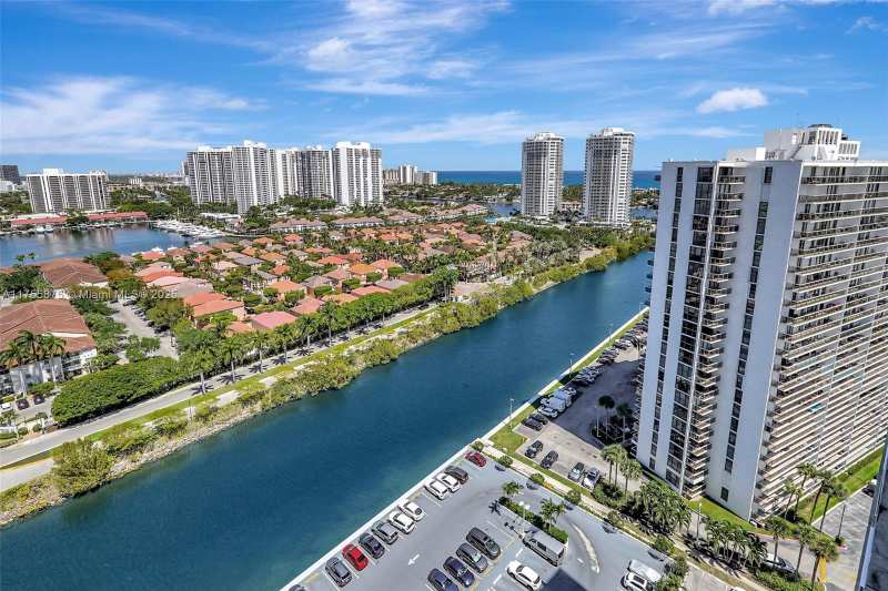 3675 N Country Club Dr # 2310, Aventura FL 33180