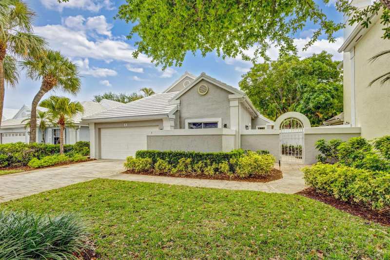 7 Wyndham Lane, Palm Beach Gardens FL 33418