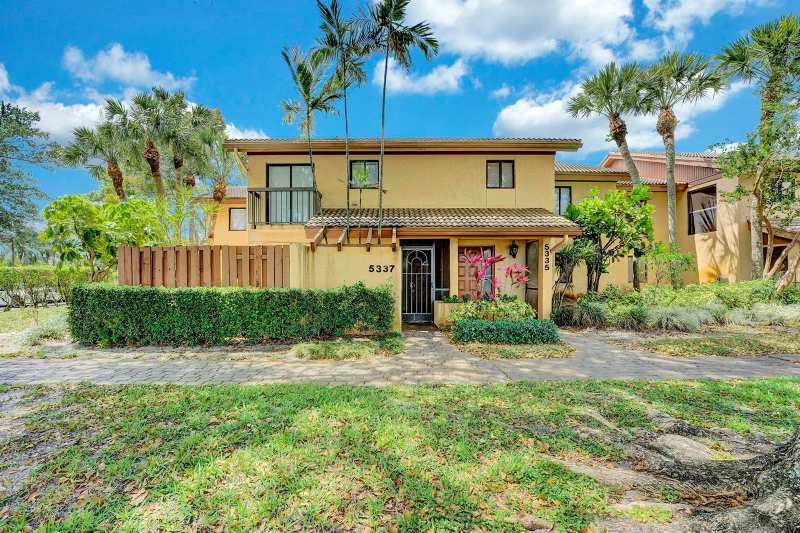 5337 Fountains Drive S, Lake Worth FL 33467