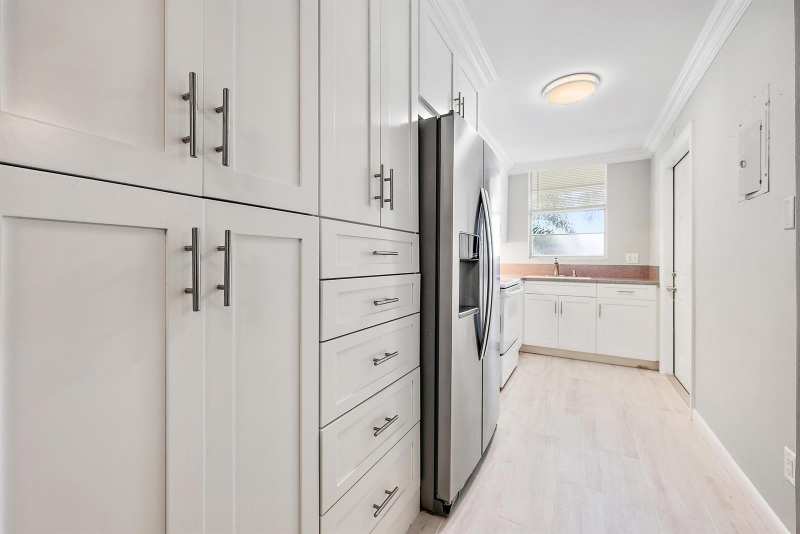 109 Paradise Harbour Boulevard # 307, North Palm Beach FL 33408