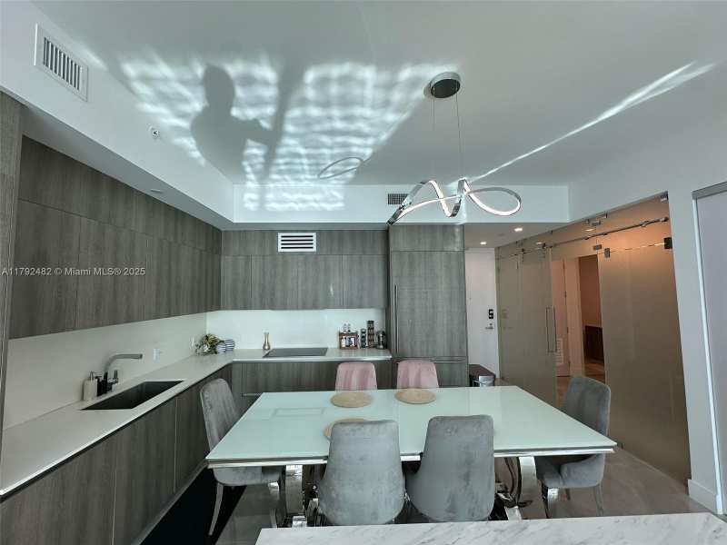 17550 Collins Ave # 902, Sunny Isles Beach FL 33160