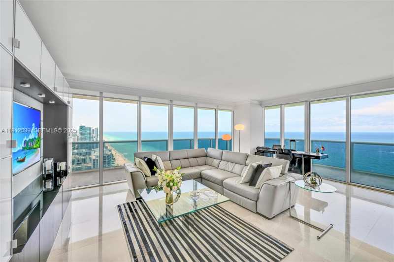 1830 S Ocean Dr # 3801, Hallandale Beach FL 33009
