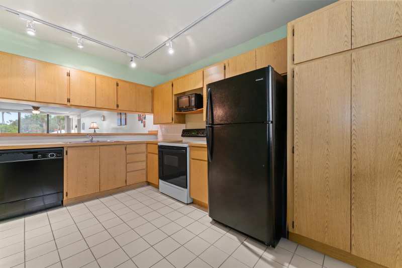 2621 Village Boulevard # 203, West Palm Beach FL 33409