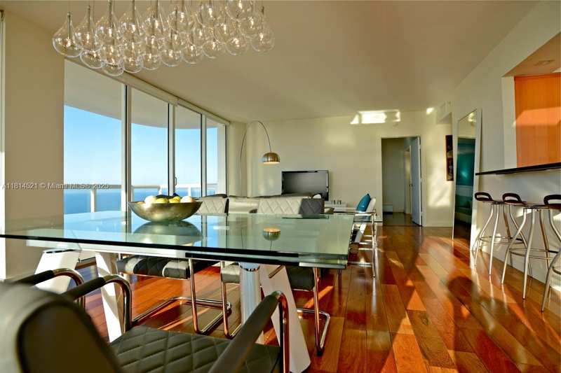 6365 Collins Ave # 3908, Miami Beach FL 33141