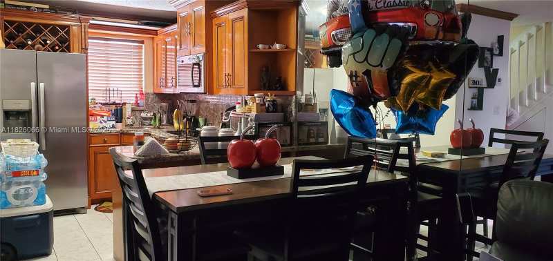 8085 NW 8 ST # 6, Unincorporated Dade County FL 33126