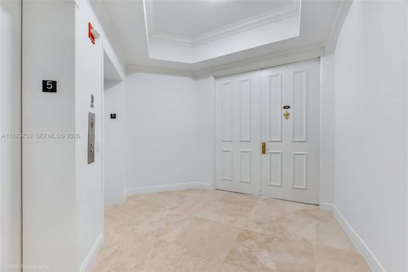 13621 Deering Bay Dr # 502, Coral Gables FL 33158