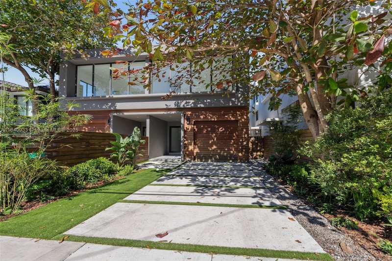 2984 Coconut Ave, Coconut Grove FL 33133