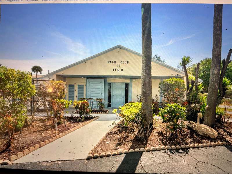 1115 Green Pine Boulevard # F2, West Palm Beach FL 33409
