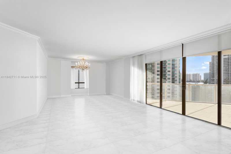 19500 Turnberry Way # 9D, Aventura FL 33180