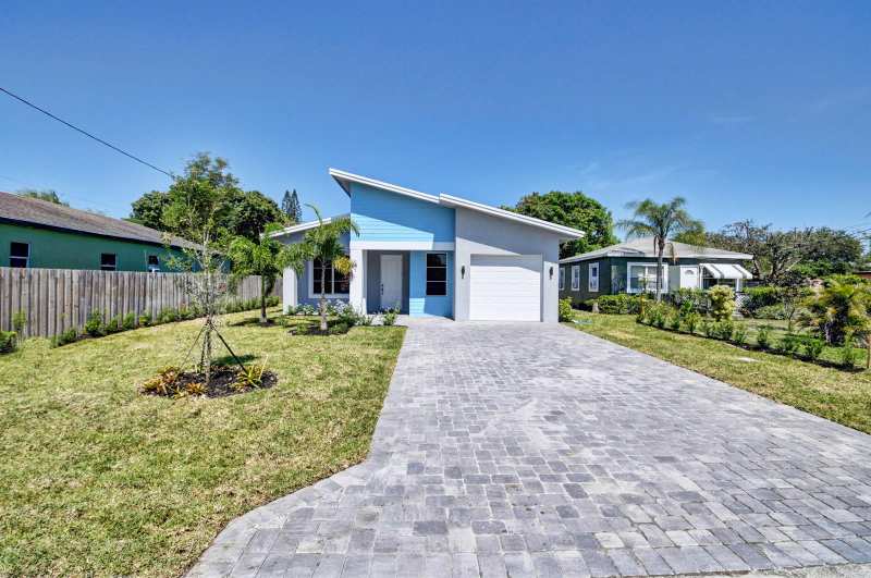 715 NW 1st Street, Delray Beach FL 33444