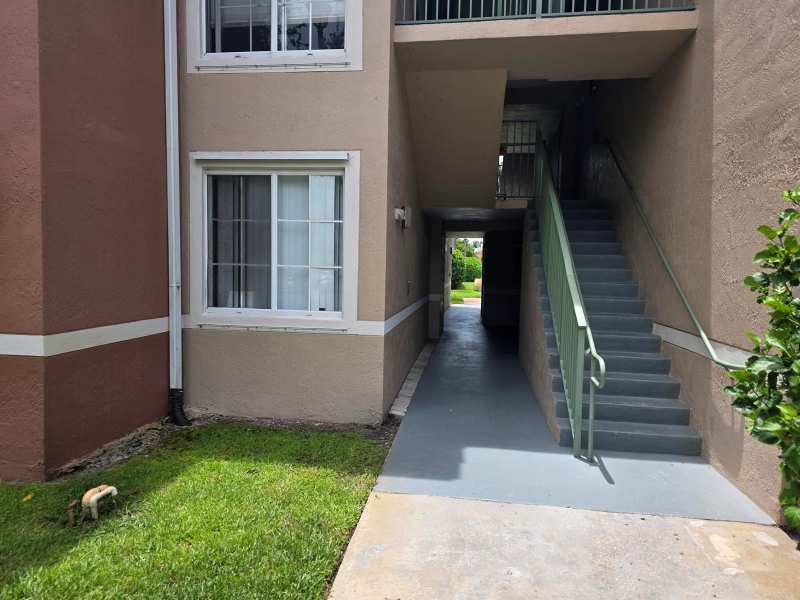 7824 Sonoma Springs Circle # 104, Lake Worth FL 33463